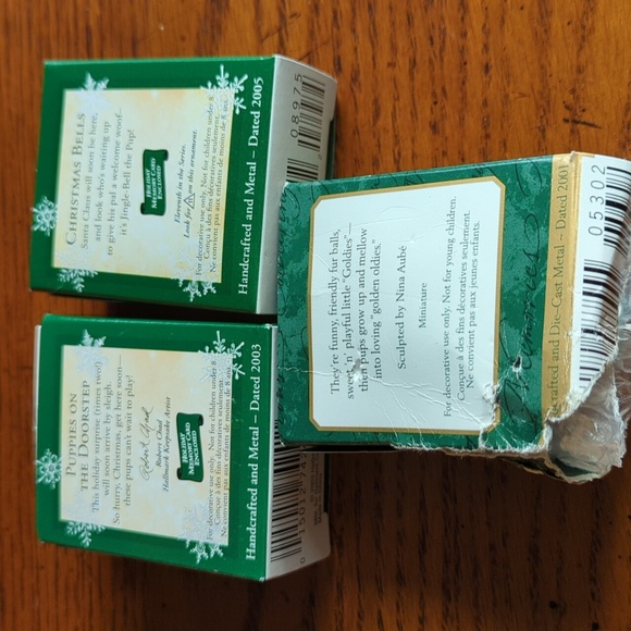 Set of 3 Hallmark miniature ornaments - Picture 2 of 5